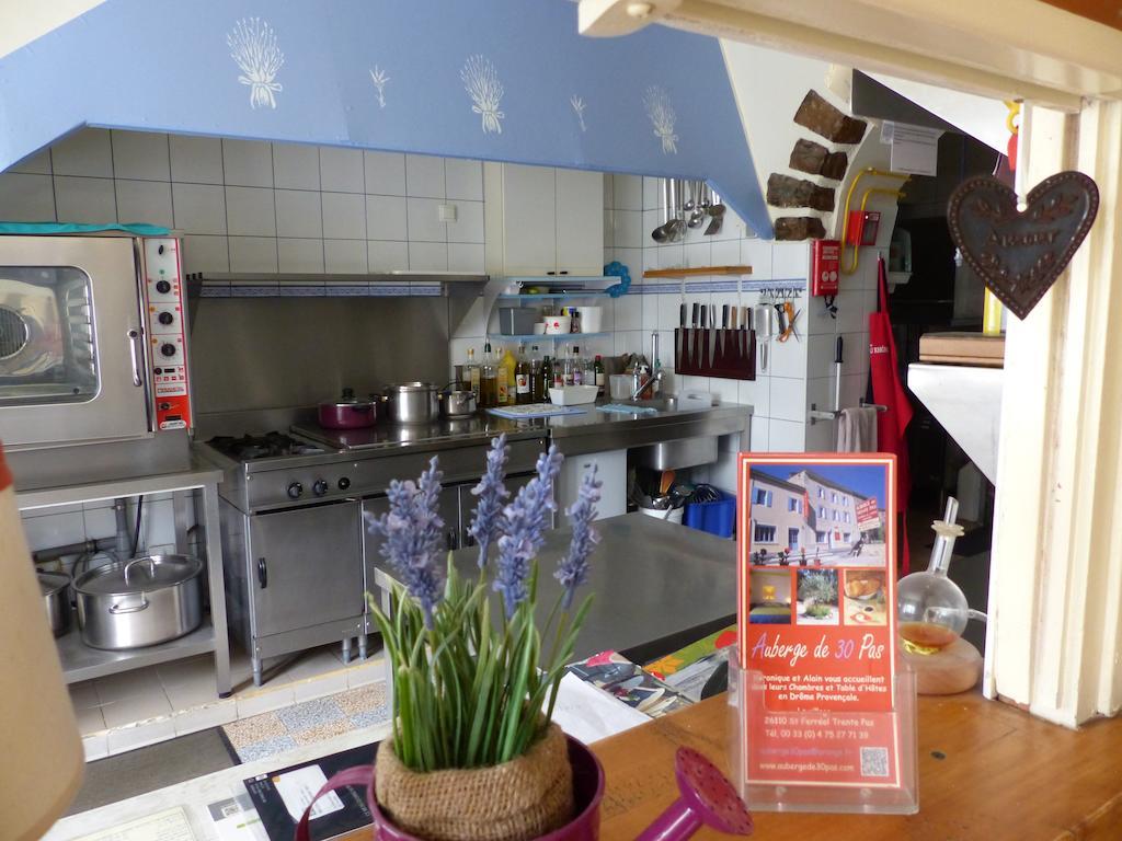 Auberge De Trente Pas Saint-Ferreol-Trente-Pas Luaran gambar