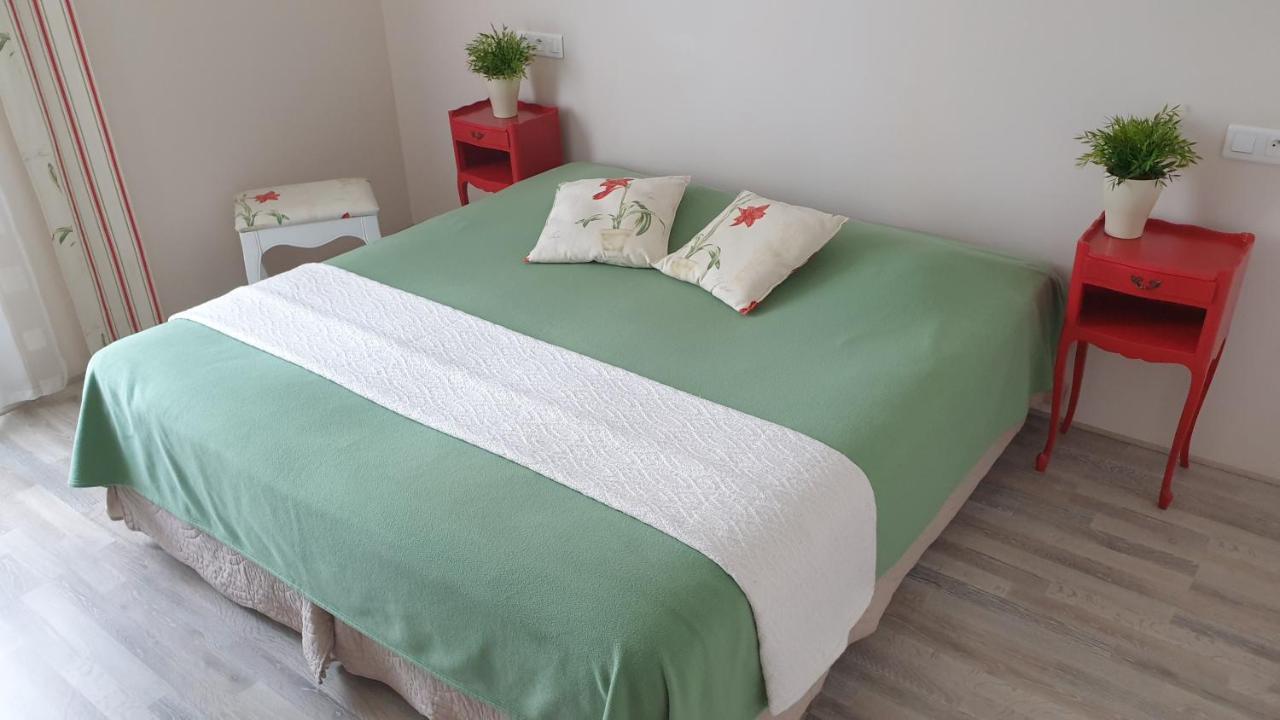 Auberge De Trente Pas Saint-Ferreol-Trente-Pas Luaran gambar